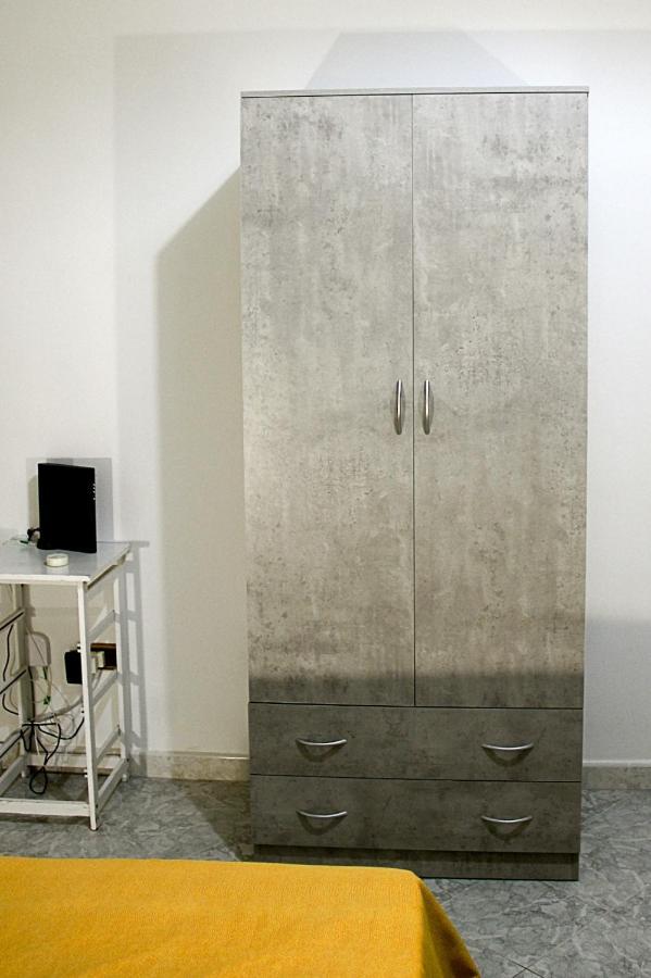 Gabry Central Apartment Palermo Bagian luar foto