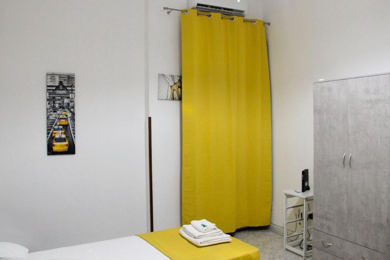 Gabry Central Apartment Palermo Bagian luar foto